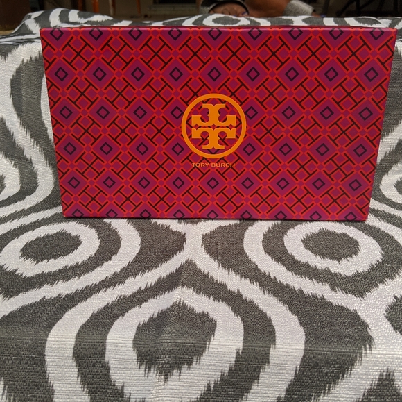 NWB Tory Burch Driver Loafers - Picture 6 of 7